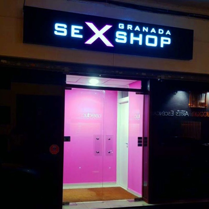 X Sex Shop Cinema – Granada