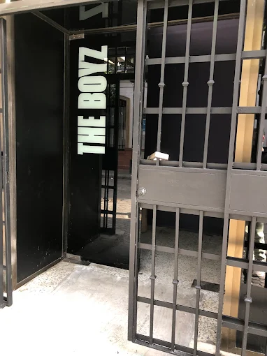 The Boyz club – Sevilla